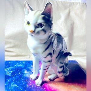 Cheries Treasures Vintage 1981 George Good Corp Japan Porcelain 7" Cat Figurine